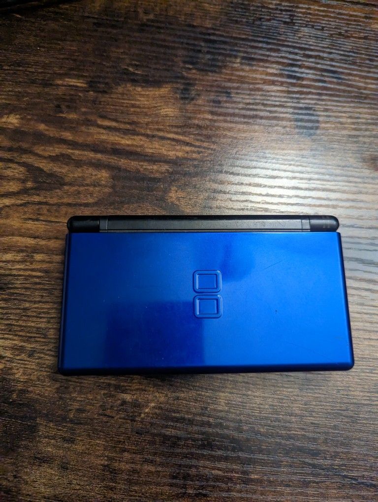DS lite Cobalt Blue And Black