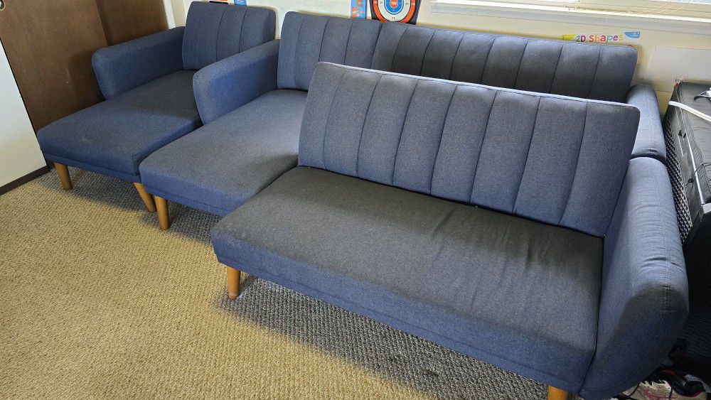 2 Sectional Futons