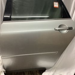 2006-2010 Silver Infiniti M35 Left Rear Door For Sale! $199 Good Condition 