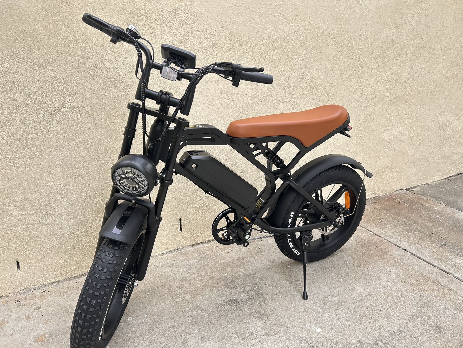 Brand New Electric Bike 30mph e bike 2023 Latest Model Brand New Electric Bike 30mph e bike 2023 Latest Model