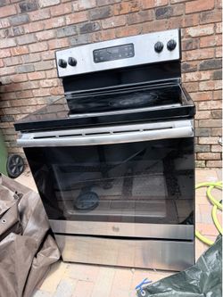 Stainless Steel Electric Glass Stove Top.