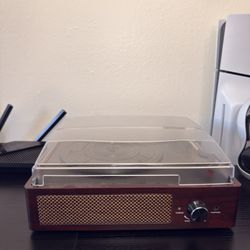 Vinyl Record Player 