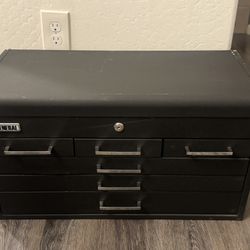 HEAVY DUTY TOOL BOX CHEST