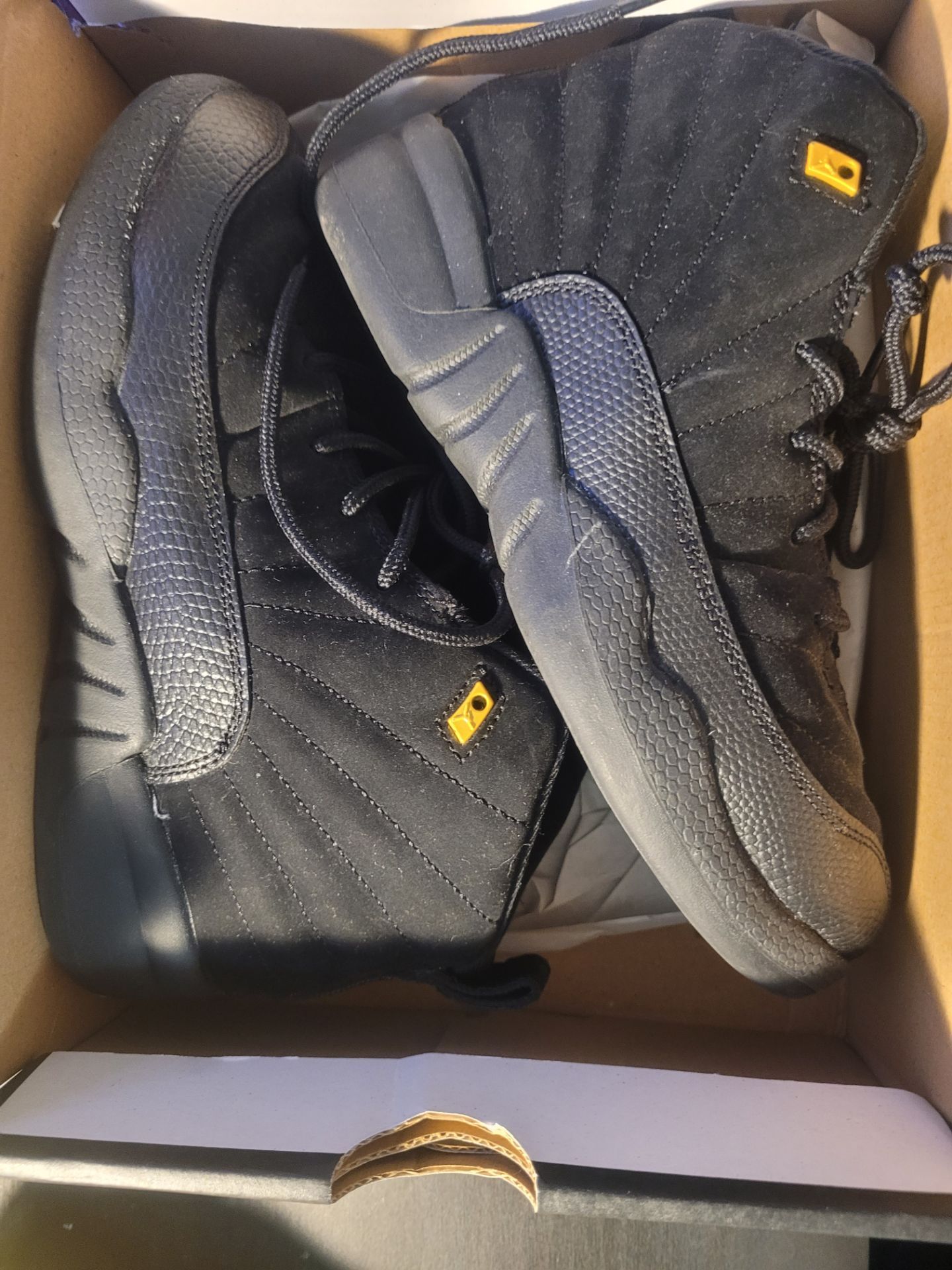 Jordan 12 black taxis