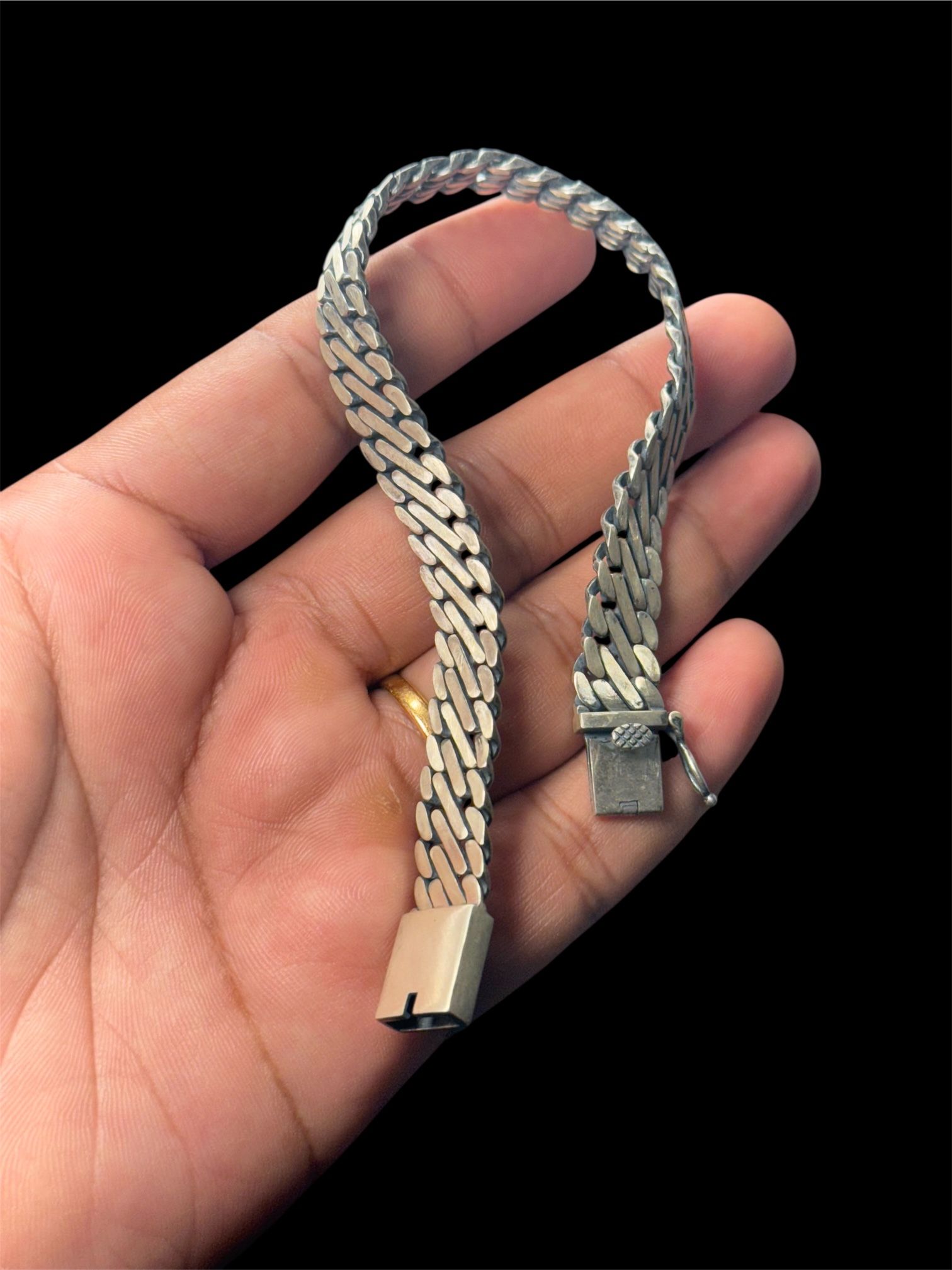 Handmade 925 Sterling Silver Herringbone Bracelet, 9 Inch, 36.7g