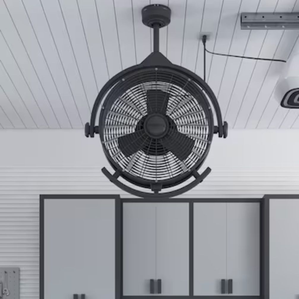 Harbor Breeze Cohort Garage Fan 18-in Matte Black