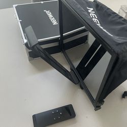 Neewer x14 pro teleprompter