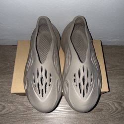 Yeezy Foam Runner