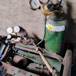 Craftsman Cutting Torch Set With Tanks And Cart