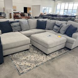 Sectional Couch 