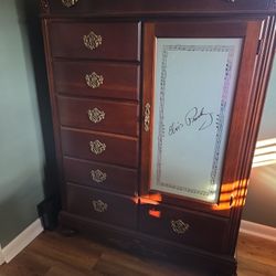 Limited Edition Elvis Presley Amore Dresser 