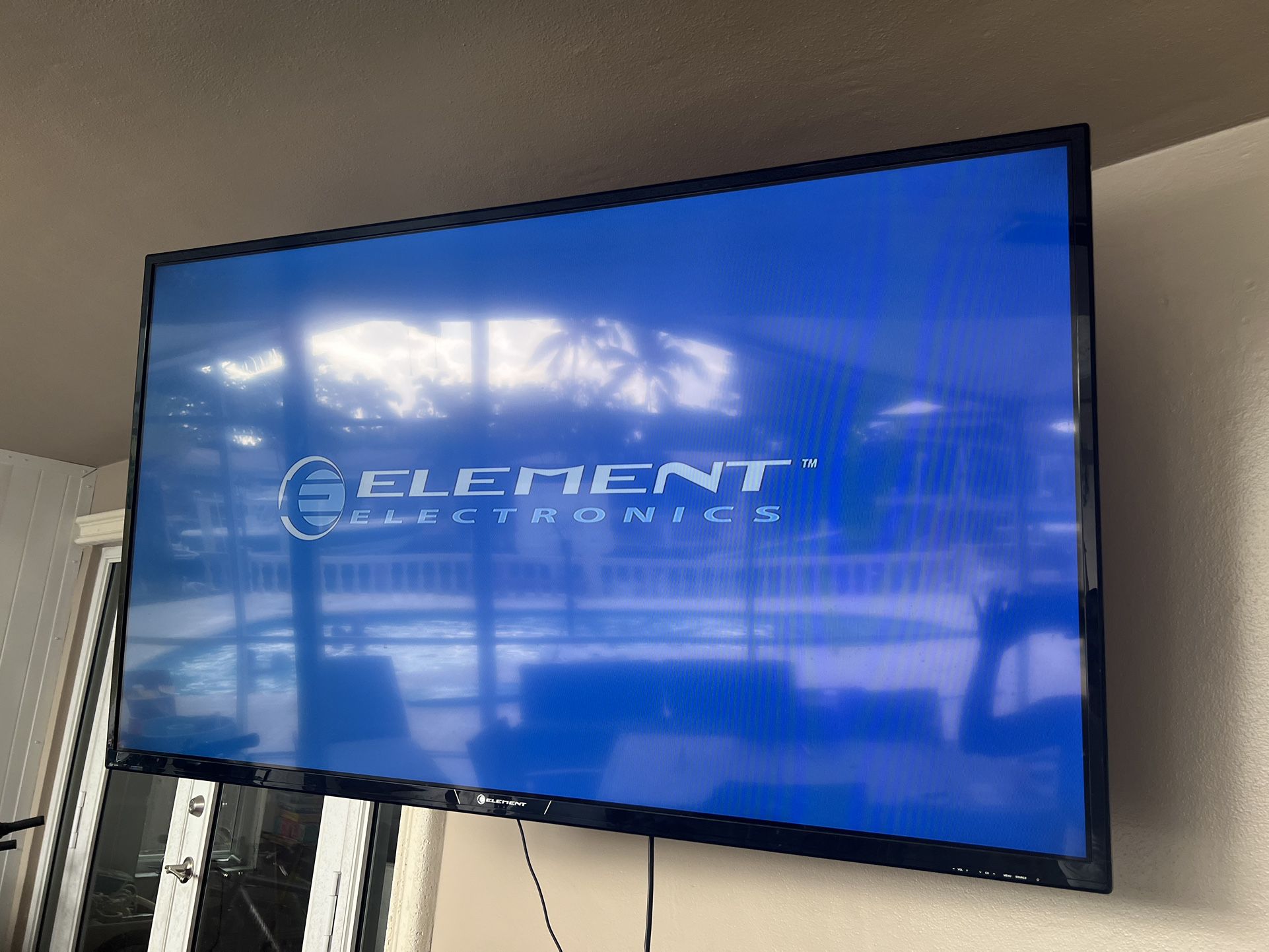 Element 60 Inch TV 