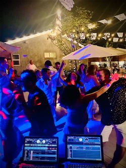 Dj lighting, graduation party ready, full dj set up.