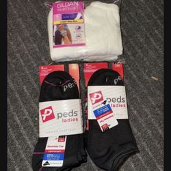 17 PAIRS OF WOMENS NO SHOW LOW CUT LIGHT WEIGHT SOCKS BLACK & WHITE SIZE 4-10
