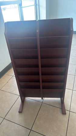 Book or magazine organizer