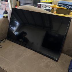 40” VIZIO TV