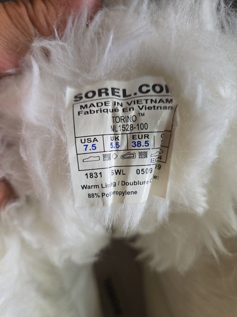 Sorel White Fure Women's Snow Boots 7.5