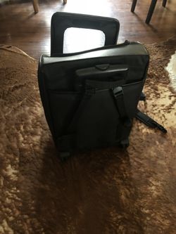 Pet carrier & supplies