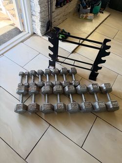 Dumbbells weights 5-40lbs plus rack 360lbs total