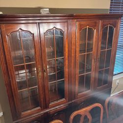 China cabinet 