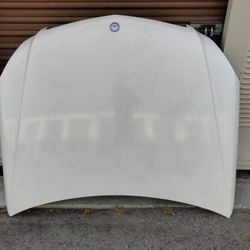2011-2014 Mercedes C250/300 Hood With Accessories OEM.