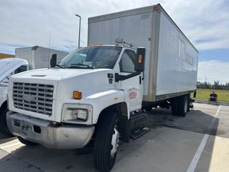 GMC C7500 Box Truck 26 FT