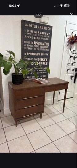 Desk