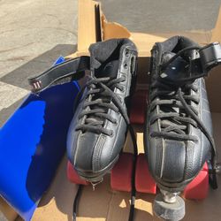 Riedell Roller Skates NIB