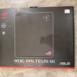 ASUS ROG Balteus Qi Vertical Gaming Mouse Pad with Wireless Qi Charging Zone