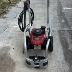 Honda Pressure Washer Pressure Cleaner 3100 Psi /2,5 GPM Works Well