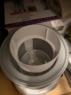 Yogurt/ Ice Cream Maker