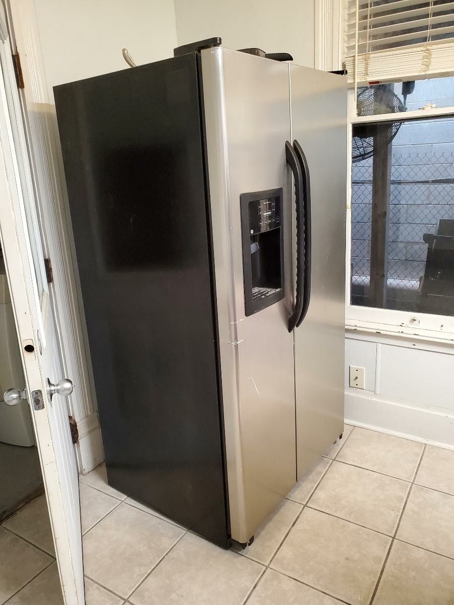 GE 25.0 Cu. Ft. CleanSteel SideBySide Refrigerator with Dispenser