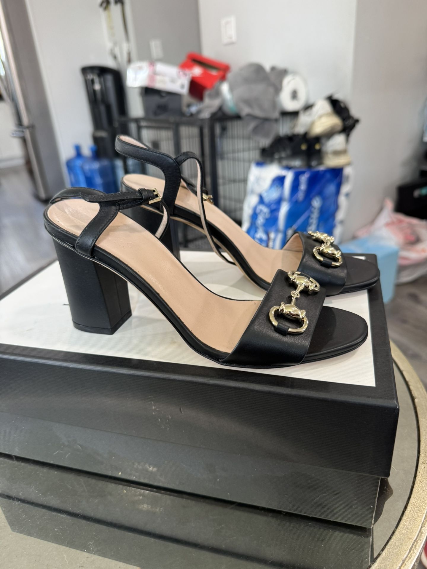 Gucci Leather Sole Nero Shoes Size 35