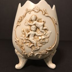 Vintage Lefton Ivory Bisque 3 Footed Egg Shaped Vase w/ 2 Cherub Angels