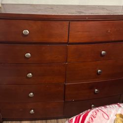 10 Drawer   Dresser 
