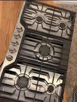 Frigidaire gas cooktop 36”