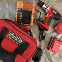 🔧 Craftsman Cordless Drill Set Includes 19.2V drill, 3 batteries, RIDGID charger, and carrying bag. Untested, sold as is.  💵