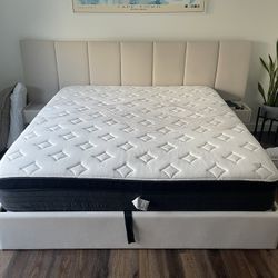 Like-New Nolah Evolution King Mattress