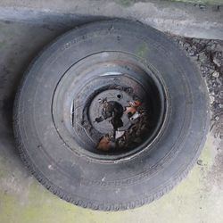 Rubber Tire With Rim