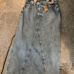 Levi’s Jean Skirt Size 30