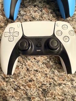 PS5 Controllers