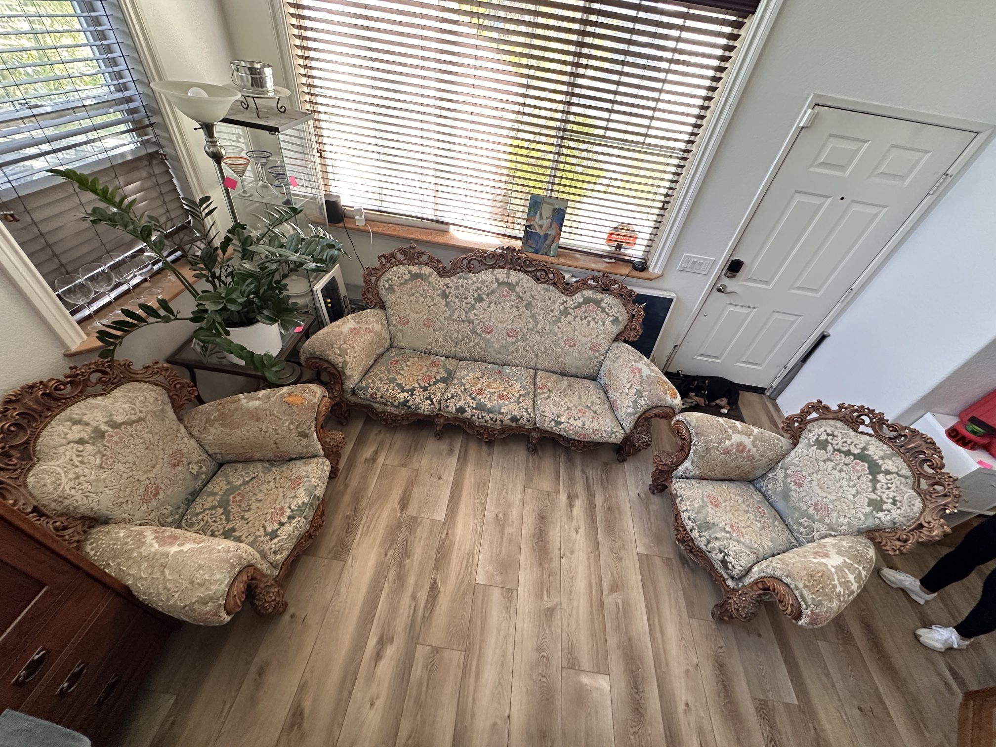 Antique Couch And Two Chairs