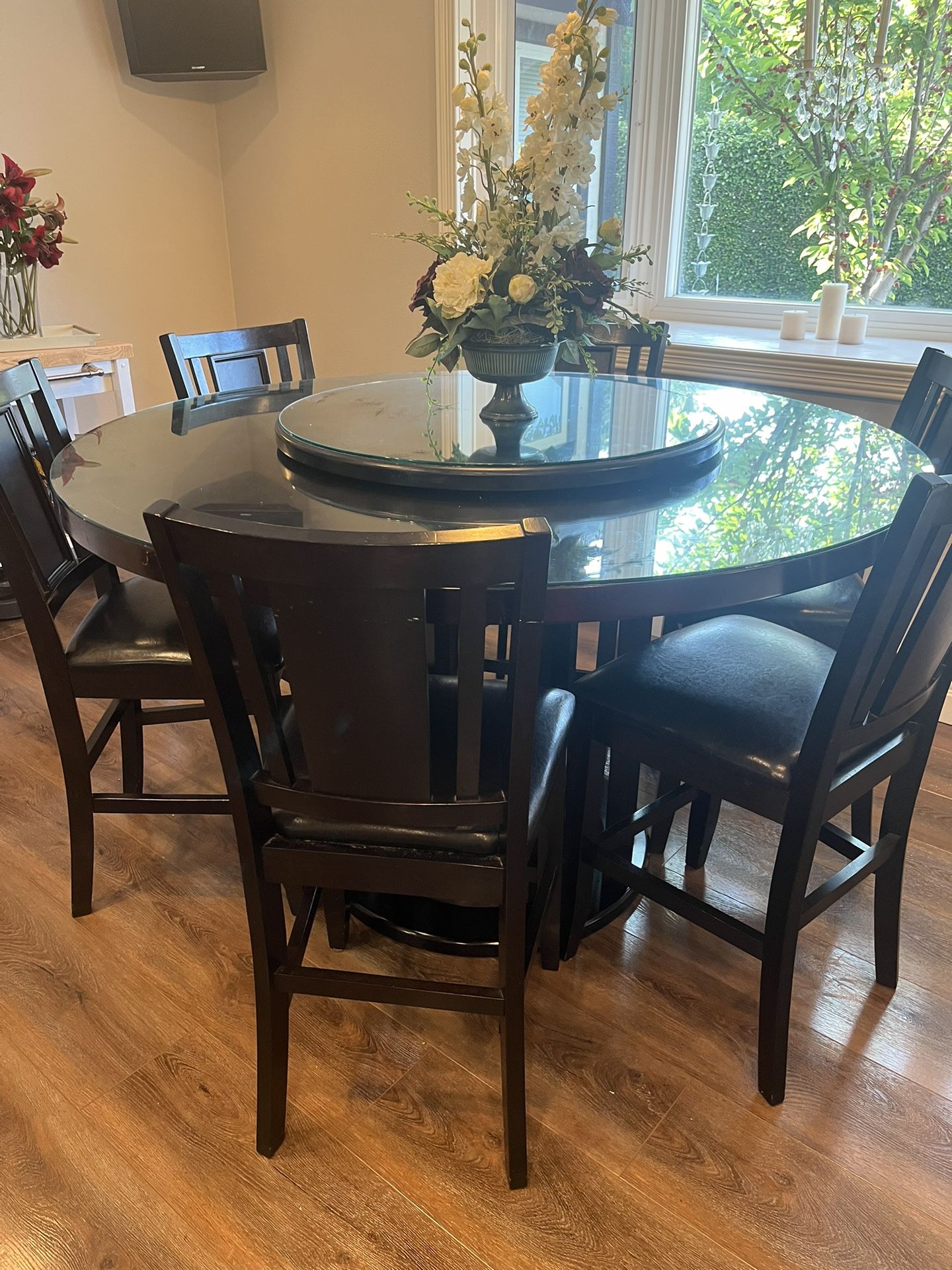 Black Table With 6 Chairs