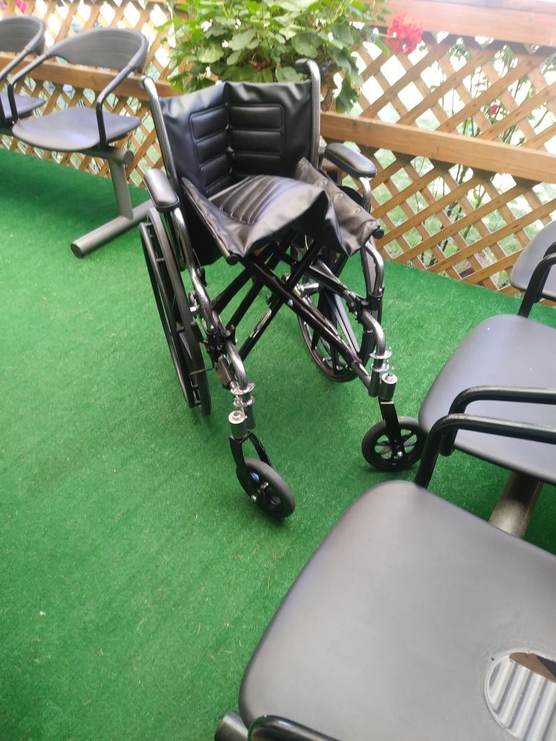 Invacare tracer IV wheelchair