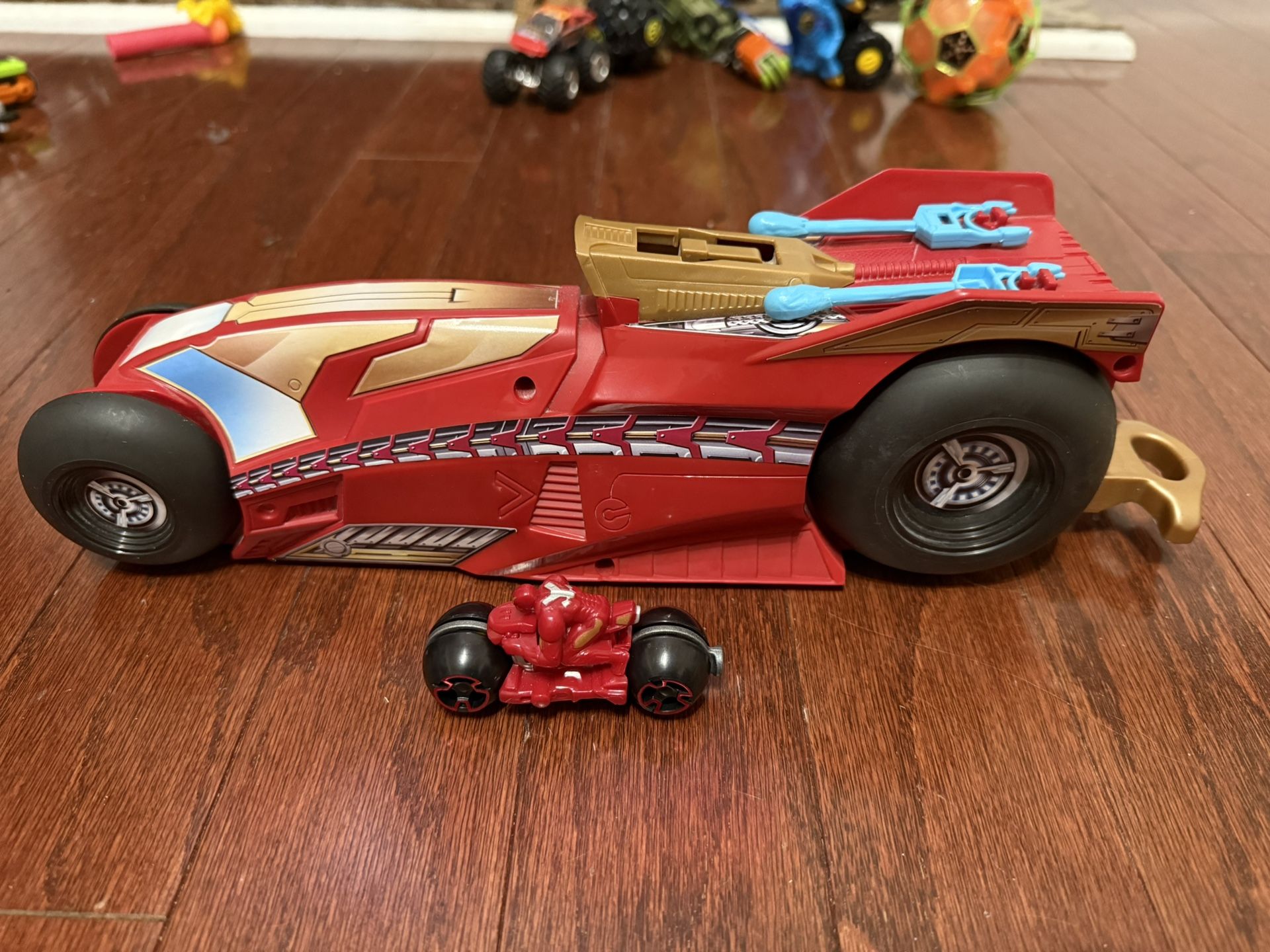Iron Man Vehicle And Motorcycle. Shoots Projectile