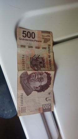 500 pesos mexicanos por $20