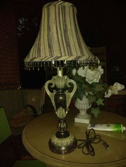 BEAUTIFUL table lamp from PIER ONE,, PD $59 FOR IT, BRAND NEW