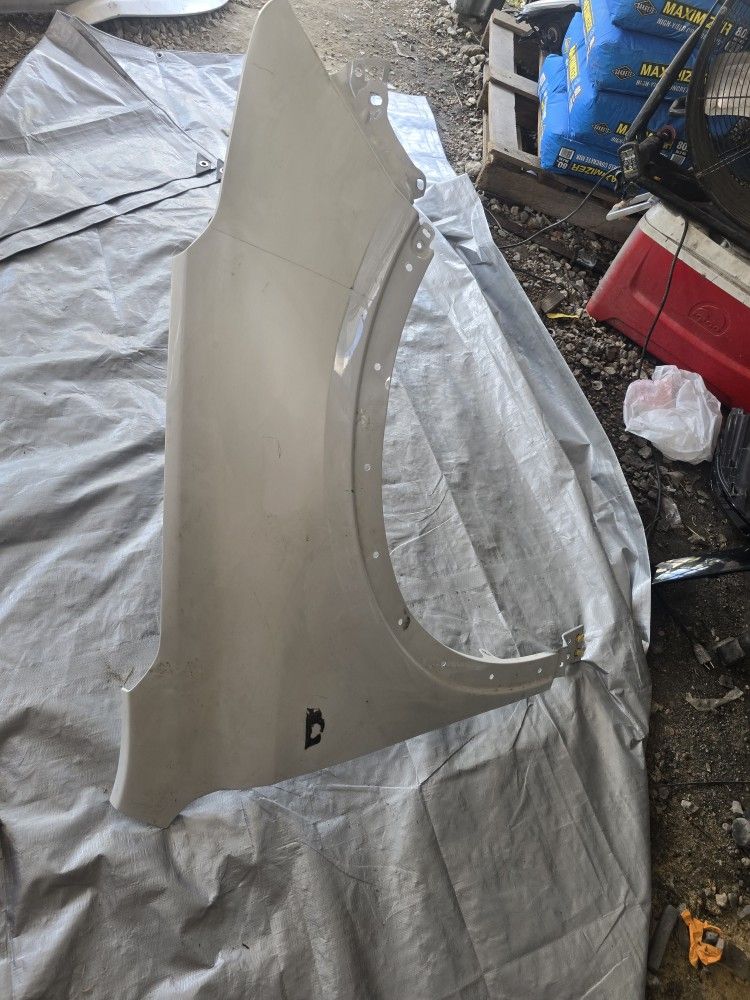 2024 2025 Cadillac Xt4 Passenger Oem Fender
