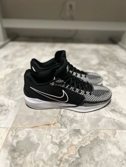 Nike Sabrina 1 Basketball Shoes