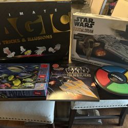 Kids Books, Puzzles, Games, Activities 30 Items Great Condition 